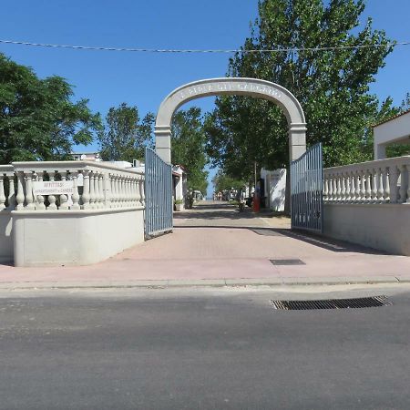 Готель Centro Turistico La Perla Del Gargano Фоче-Варано Екстер'єр фото