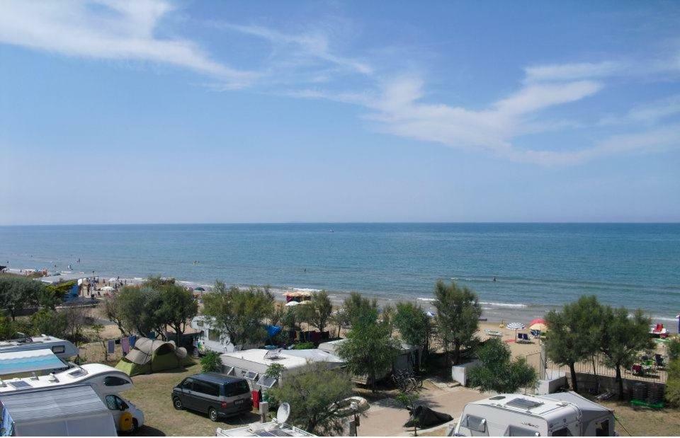 Готель Centro Turistico La Perla Del Gargano Фоче-Варано Екстер'єр фото