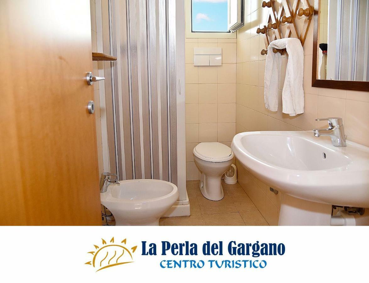 Готель Centro Turistico La Perla Del Gargano Фоче-Варано Екстер'єр фото