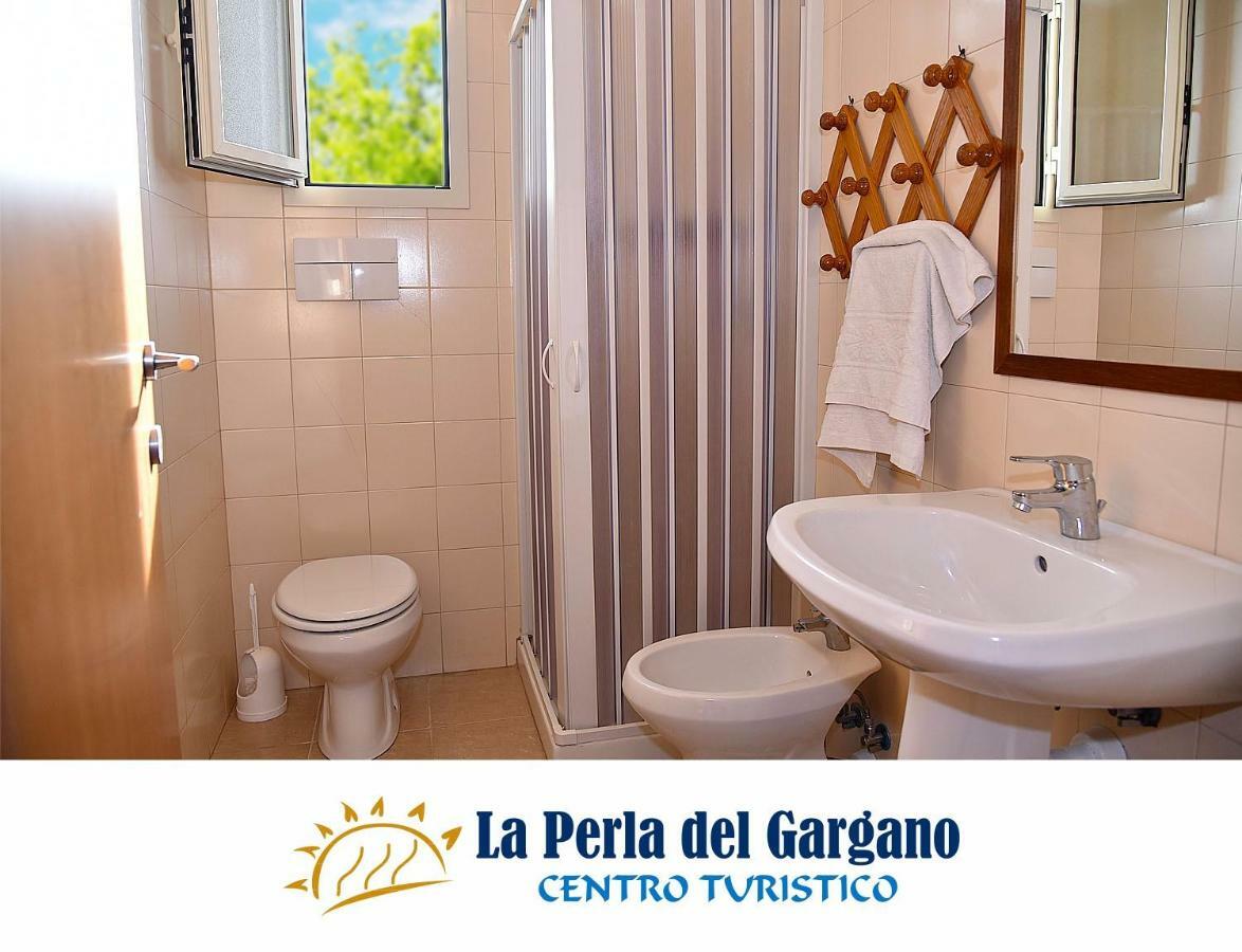 Готель Centro Turistico La Perla Del Gargano Фоче-Варано Екстер'єр фото