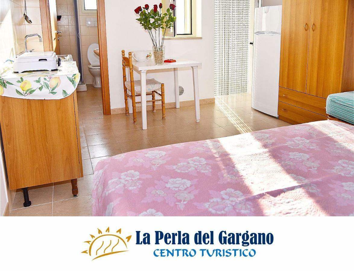Готель Centro Turistico La Perla Del Gargano Фоче-Варано Екстер'єр фото
